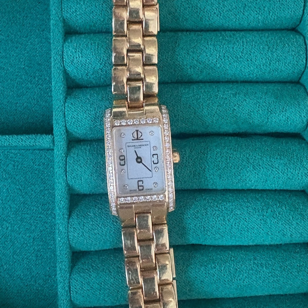 Baume & Mercier Hampton 18kt watch